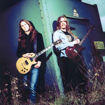 Промо-фото к Deliverance, 2002.